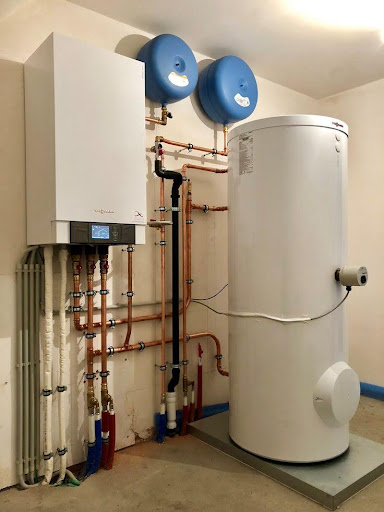 Ohř&iacute;vač vody tepeln&eacute;ho čerpadla