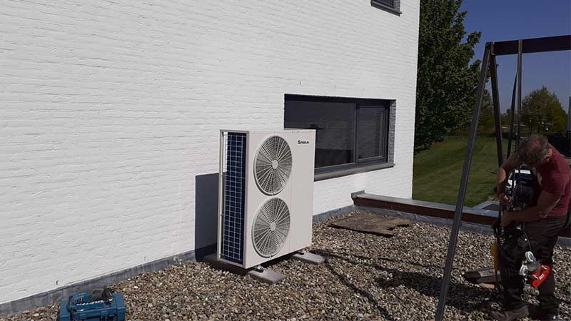 Projekt SPRSUN DC invertorového tepelného čerpadla v Nizozemsku